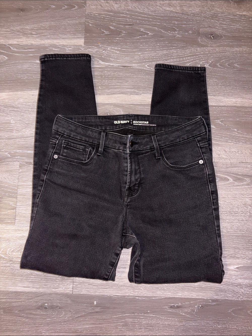 Old Navy Black Skinny Rockstar Jeans